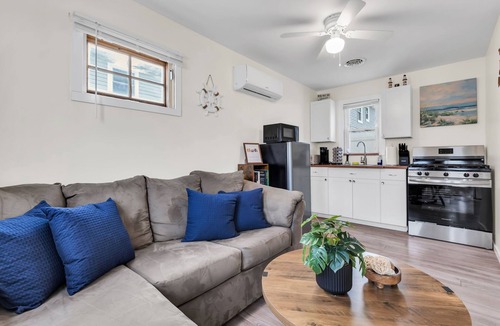 Seaside Heights Cottage | Cottage in Seaside Heights! 2.5 blocks from beach!
