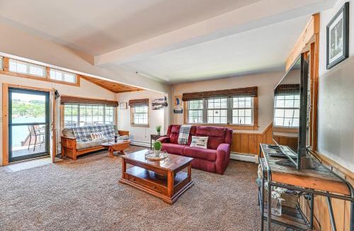 Bradford House | Cottage on Lamoka Lake w/Deck, Grill & 3 Kayaks