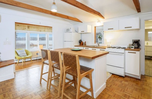South Dennis Cottage | Cottage on Large Pond Access to Bass River Recently Updated Gazebo AC Wifi Dog Friendly