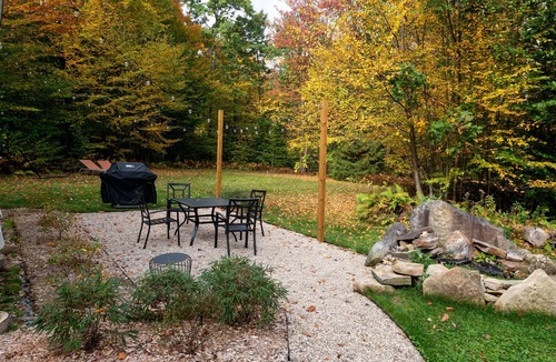 Monterey House | Cottage Retreat in Heart of the Berkshires