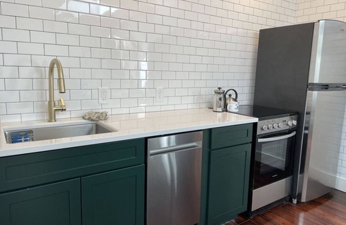 Bar Harbor Apartment | Cottage Street Downtown New Apartment