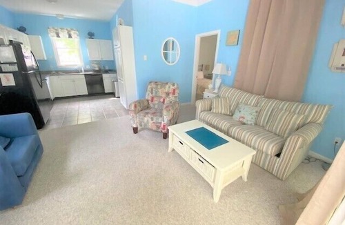 Summer Village Cottage | Cottages at Summer Village, fully furnished cottage, Wi-fi, heated pools, hot tub