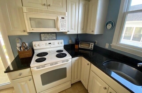 Summer Village Cottage | Cottages at Summer Village, fully furnished cottage, Wi-fi, heated pools, hot tub