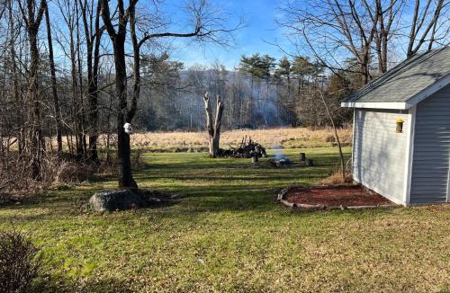 Saugerties House | Country Cottage with Large Yard, Fire Pit & Nature Views