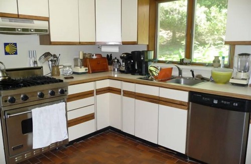 Hillsdale House | Country Karma -Quiet Wooded Getaway