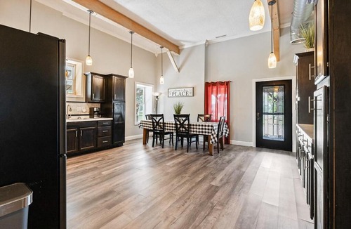 Brewer House | Country Style Home 4br 2bth