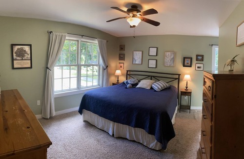 Bethlehem House | Country Winter Retreat