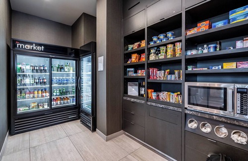 Burlington Hotel | Courtyard by Marriott Burlington