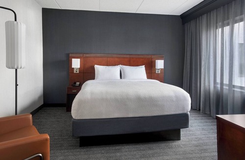 Poughkeepsie Hotel | Courtyard by Marriott Poughkeepsie