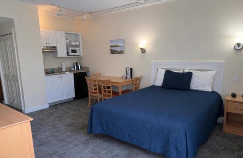 Hyannis Apartment | Courtyard Resort