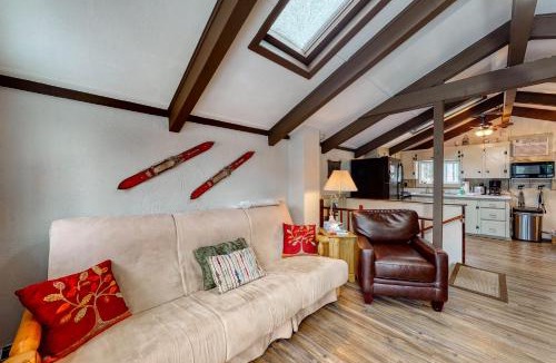 Bartlett House | Covered Bridge Chalet