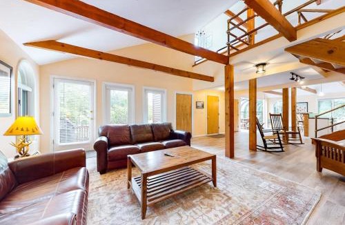 Bartlett House | Cow Hill Haven