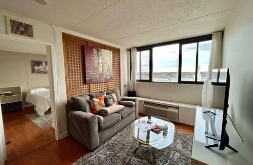 Stamford Apartment | Cozy 1-bed, 1-bath apartment in charming Downtown Stamford