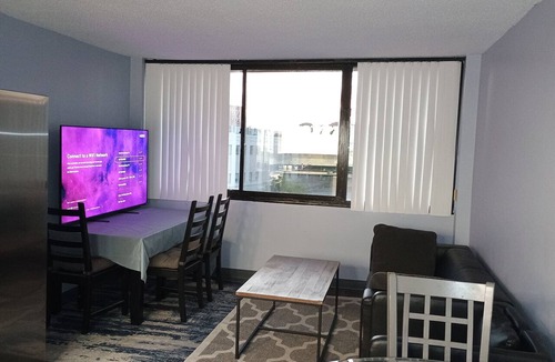 Central Business District Apartment | Cozy 1-bedroom apartment with AC in Worcester downtown. 2 assigned parking spots