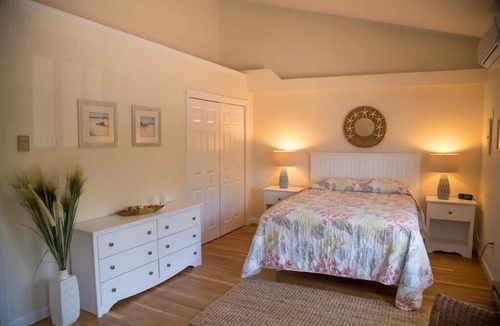 Watch Hill Condo | Cozy 1-bedroom condo in Watch Hill