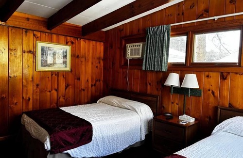 Hamilton Hotel | Cozy 1-bedroom hotel room in welcoming Hamilton - #322 Shenandoah