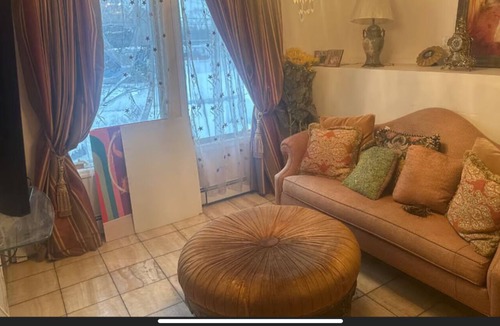 West Babylon House | Cozy 1-bedroom house in quaint West Babylon with AC