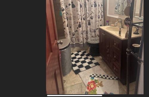 West Babylon House | Cozy 1-bedroom house in quaint West Babylon with AC