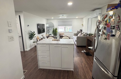White River Junction House | Cozy 1-bedroom house in beautiful Hartford with AC-mini splits
