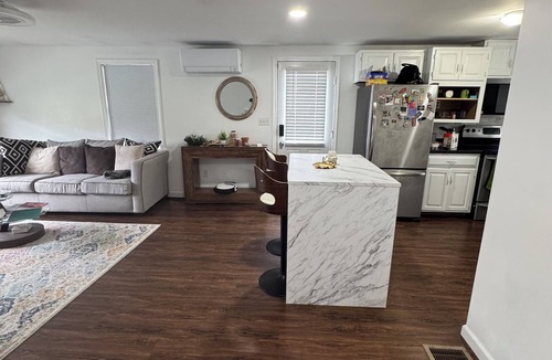 White River Junction House | Cozy 1-bedroom house in beautiful Hartford with AC-mini splits