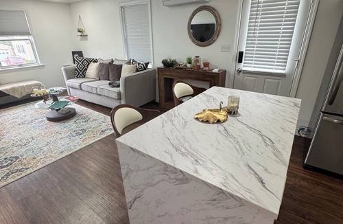 White River Junction House | Cozy 1-bedroom house in beautiful Hartford with AC-mini splits