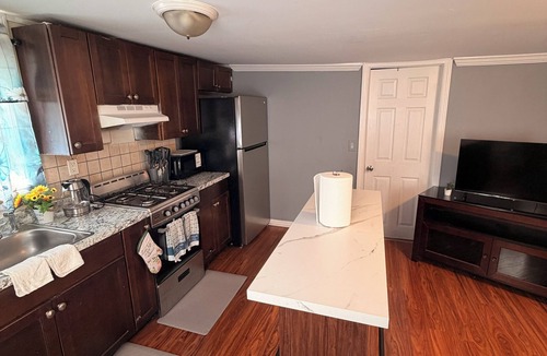 Bridgeport House | Cozy 1-bedroom house in welcoming Bridgeport