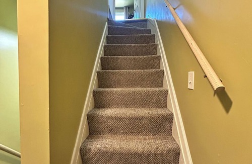 Fair Haven House | Cozy 1-bedroom house in lovely New Haven with AC close to Yale University