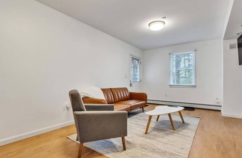 Ocean Park Apartment | Cozy 1BR Unit with Complete Comforts