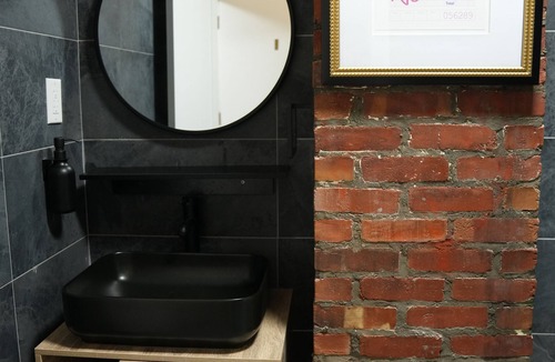 Cincinnatus Apartment | Cozy 2 bedroom Apartment with Arcade & Games