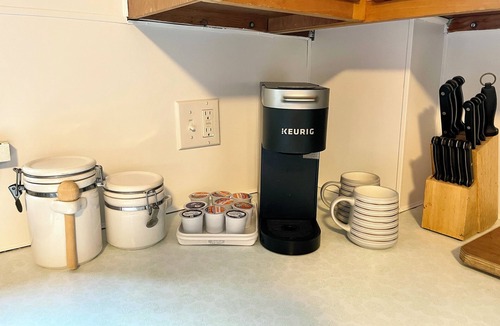North Adams Apartment | Cozy 2-bedroom Apartment within Walking Distance to Mass MoCA and Downtown