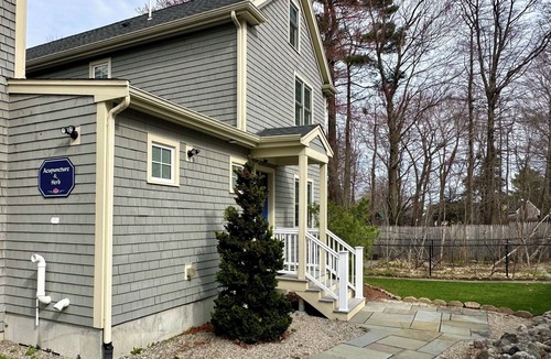 Greenbush Apartment | Cozy 2-bedroom apartment in a charming South Shore of Boston neighborhood