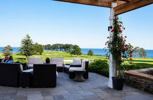 Glen Cove Condo | Cozy 2-bedroom condo overlooking the golf course and Atlantic ocean!
