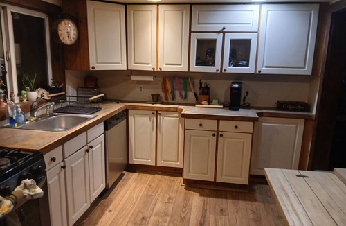 Lake Harmony Estates Cottage | Cozy 2-bedroom cottage in charming Lake Harmony with wi-fi