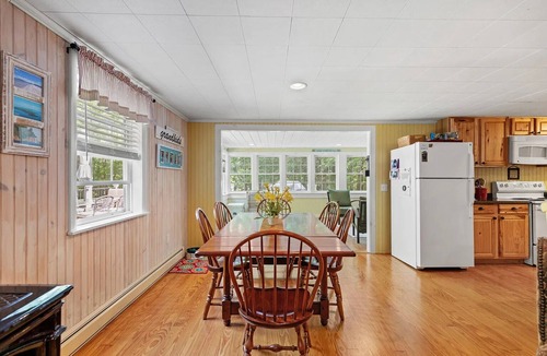 Standish Cottage | Cozy 2-bedroom cottage in charming Frye Island-Four minute walk to the beach