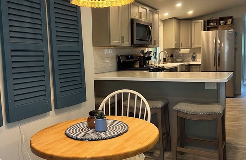 Fryeburg Cottage | Cozy 2-bedroom cottage with AC and beach access in lovely Fryeburg, Maine