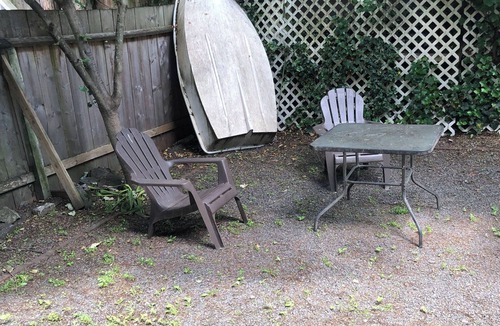 Top of the Hill Condo | Cozy 2-bedroom Downtown. Wifi. Private Yard.
