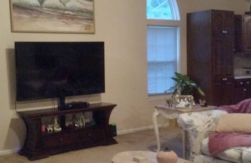 Spring Lake Heights House | Cozy 2-bedroom house in welcoming Spring Lake with AC