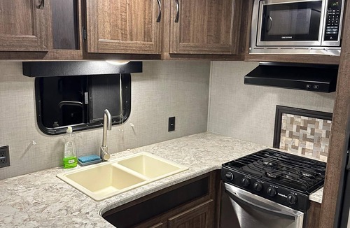 Ferndale House | Cozy 2018 Crossroads RV in Peaceful Ferndale, NY Catskills Escape with AC,