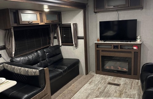 Ferndale House | Cozy 2018 Crossroads RV in Peaceful Ferndale, NY Catskills Escape with AC,