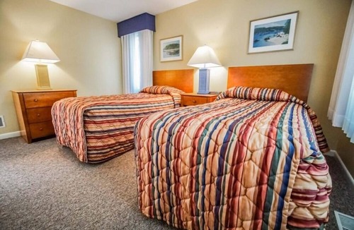New Seabury Condo | Cozy 2BR Condo w Tennis Court & Outdoor Sitting Area- Cape Cod