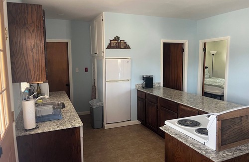 Laconia House | Cozy 3BR House Right Across from the Beach