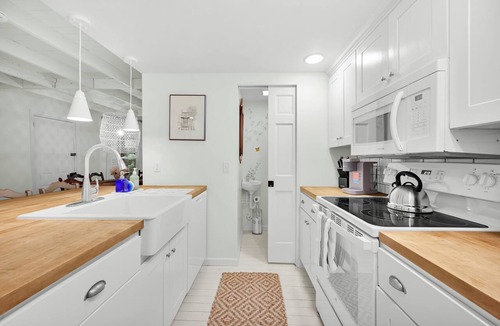Timber Hills Cottage | Cozy 3BR Mt. Gretna Cottage Updated with 2 Parking Spots