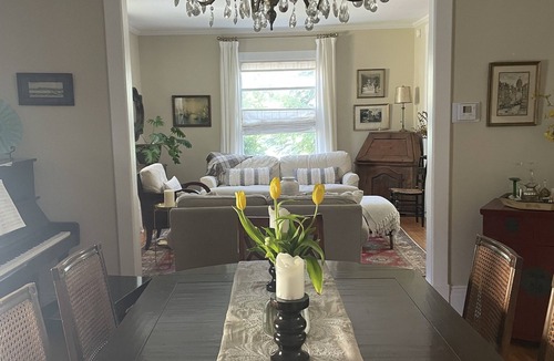 Skaneateles House | Cozy and charming 3 bedroom home just a short walk to Skaneateles Village & Lake