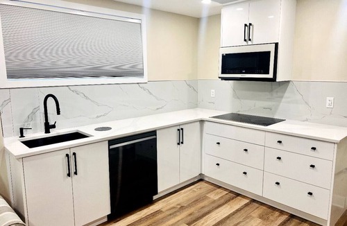 Ottawa Division Apartment | Cozy apartment in a distinguished neighborhood. Self check in
