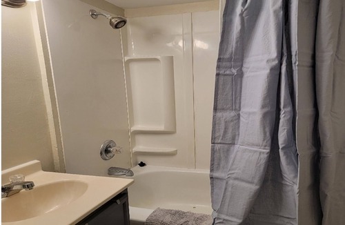 Williamsburg House | Cozy apartment located in quiet Williamsburg
