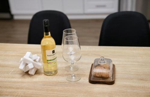 Cincinnatus Apartment | Cozy Apartment with Indoor Game Lounge