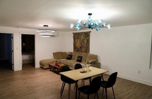 Cincinnatus Apartment | Cozy Apartment with Indoor Game Lounge