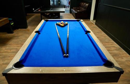 Cincinnatus Apartment | Cozy Apartment with Indoor Game Lounge