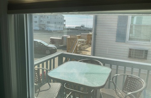 Beach Haven Condo | Cozy Bayview One Bedroom Condo Near Many Amenities in Beach Haven, New Jersey