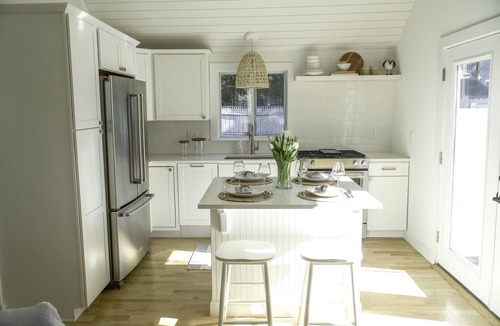West Hyannisport House | Cozy BRAND NEW.3 bed 1 Bath, .8 Mile to Beach.